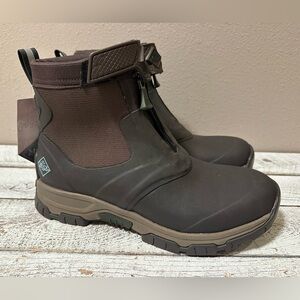 The Original Muck Boot Men’s Apex Mid Zip Ankle Boot - NWT ‼️ FLAWED ‼️
